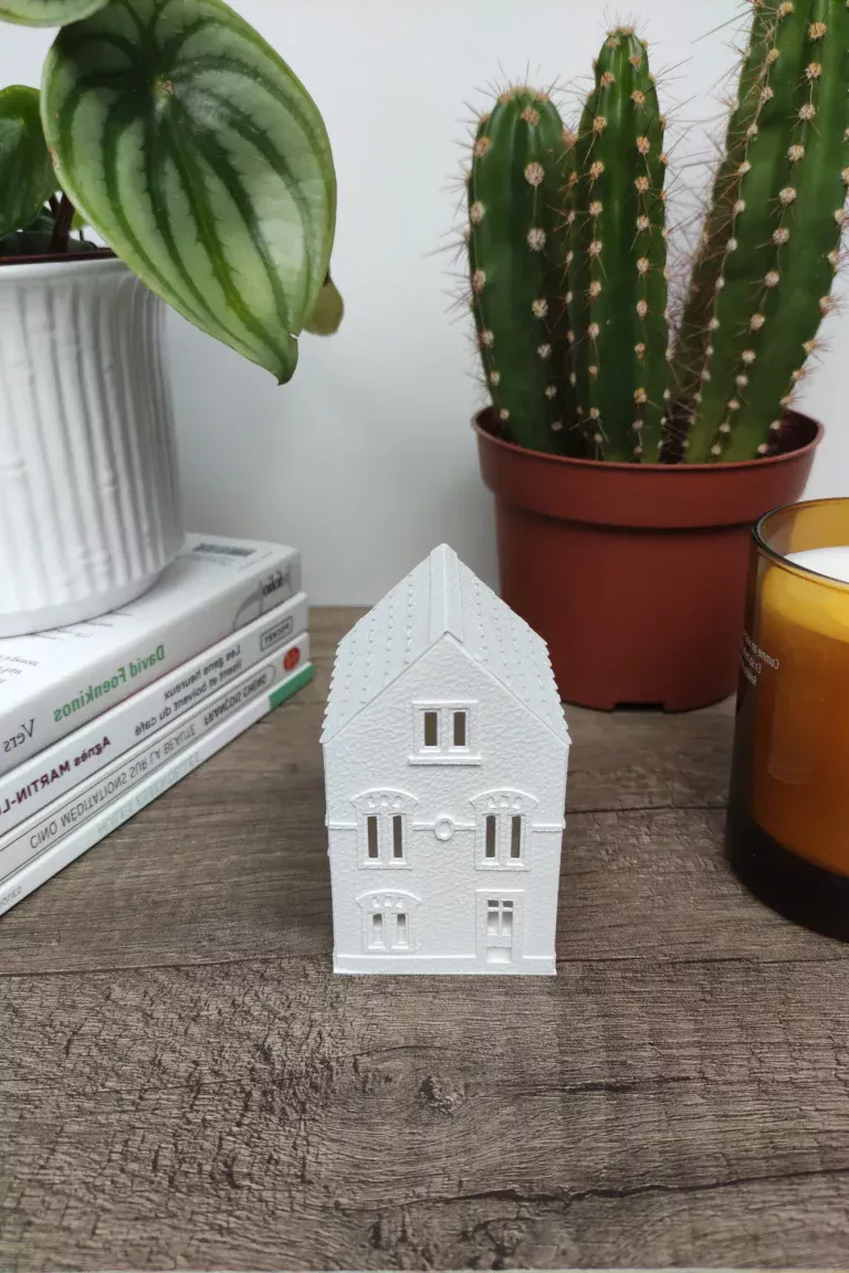 Talia - Photophore d'une maison en papier