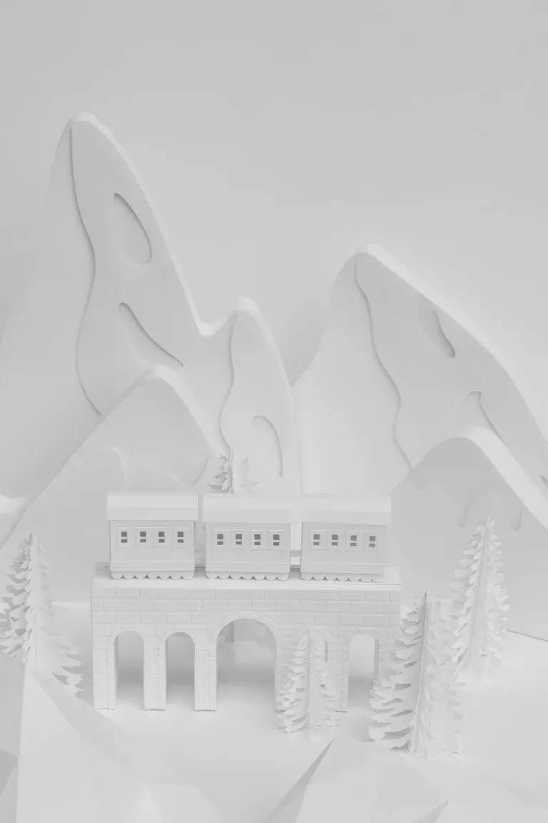 Zemestan - Set design montagne train en papier
